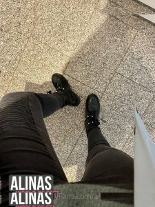 alinasworldoffeet - Image 19