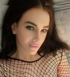 Aliysha - Image 42