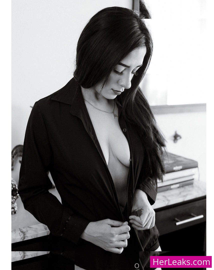 Ariadna Lorenzana - Image 103