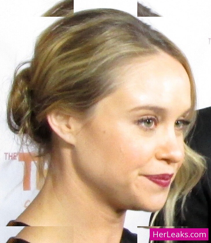 Becca Tobin - Image 8