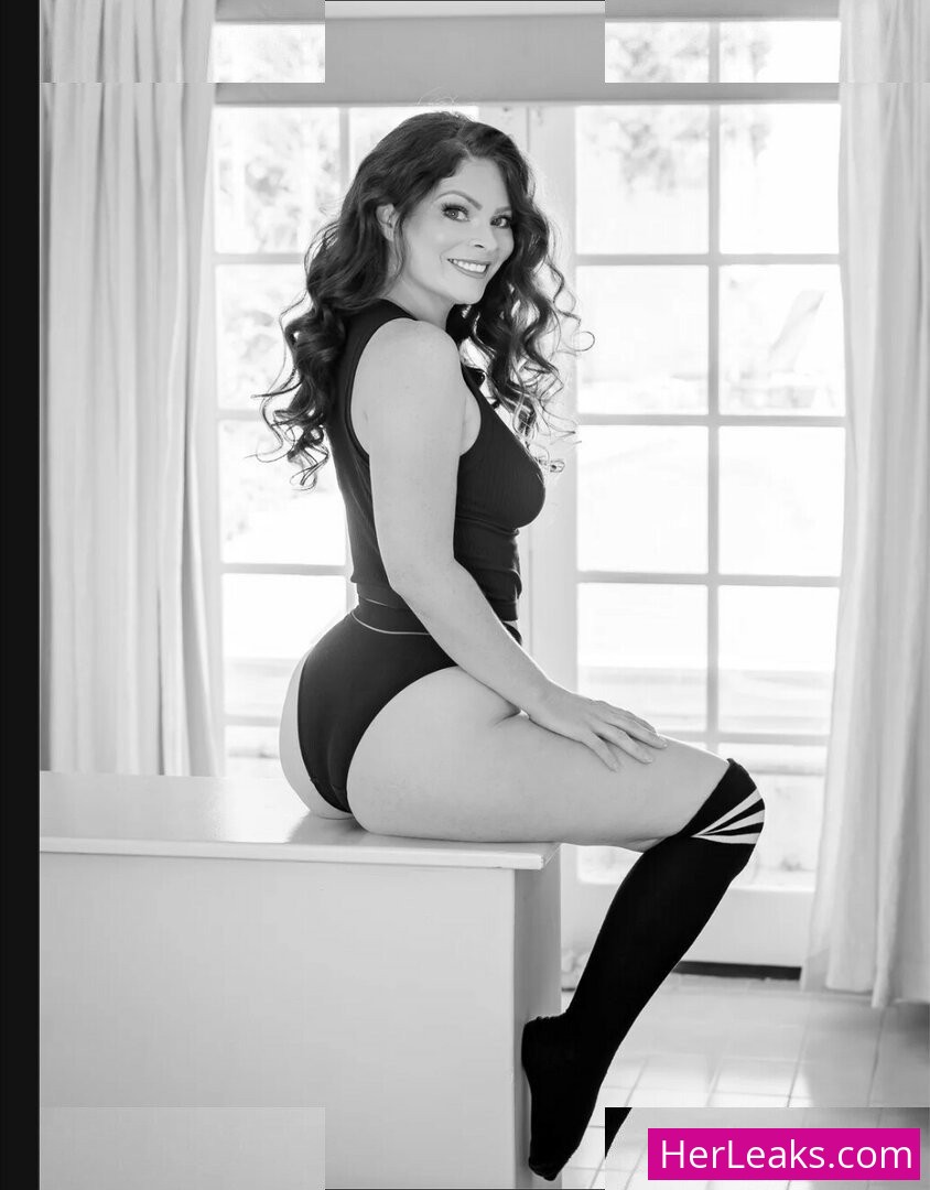 Candice Elizabeth - Image 27