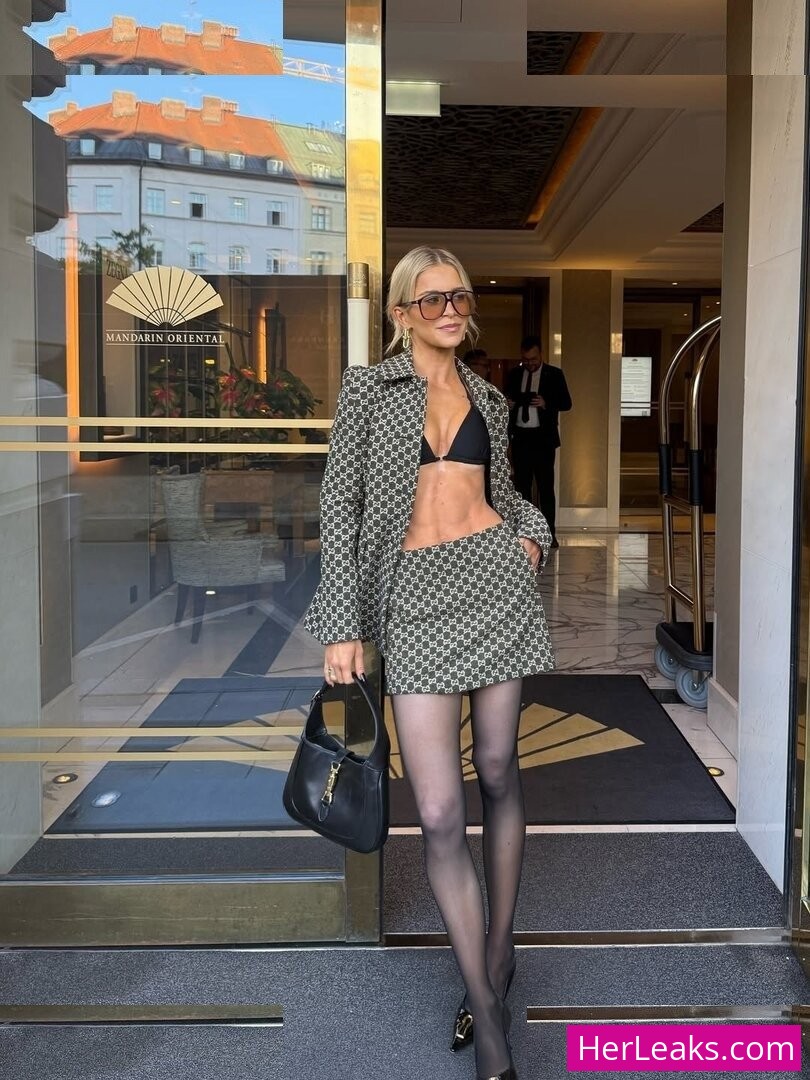Caro Daur - Image 116