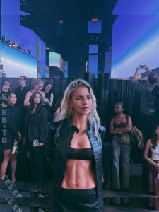 Caro Daur - Image 14