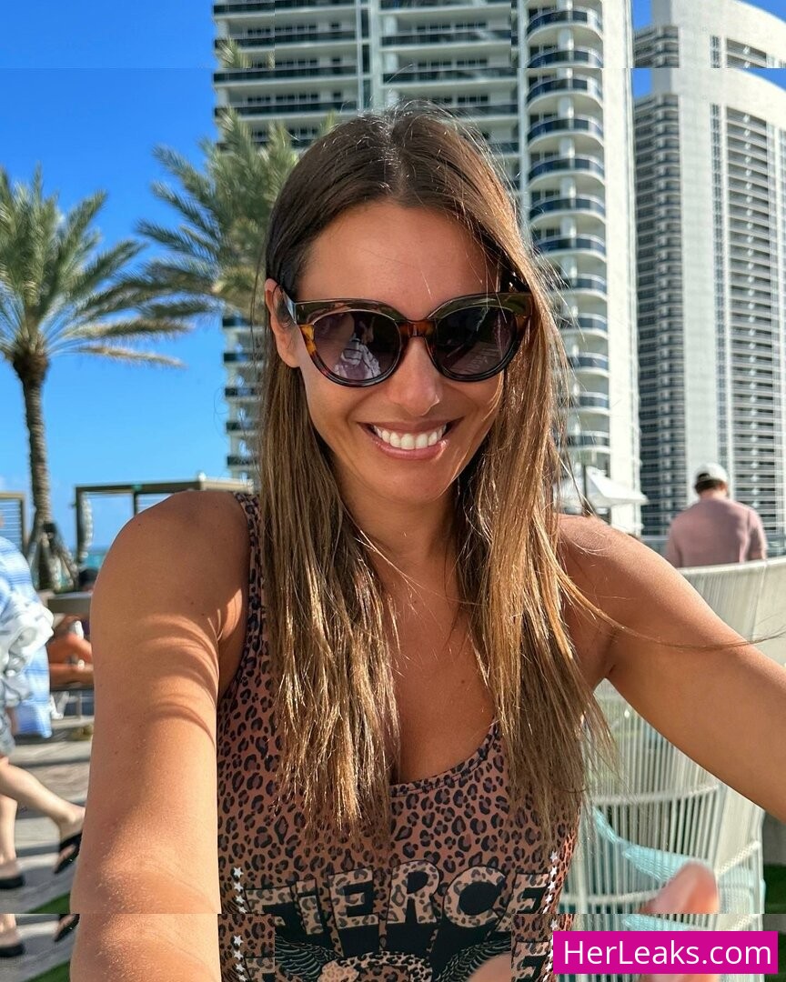 Carolina Pampita - Image 126