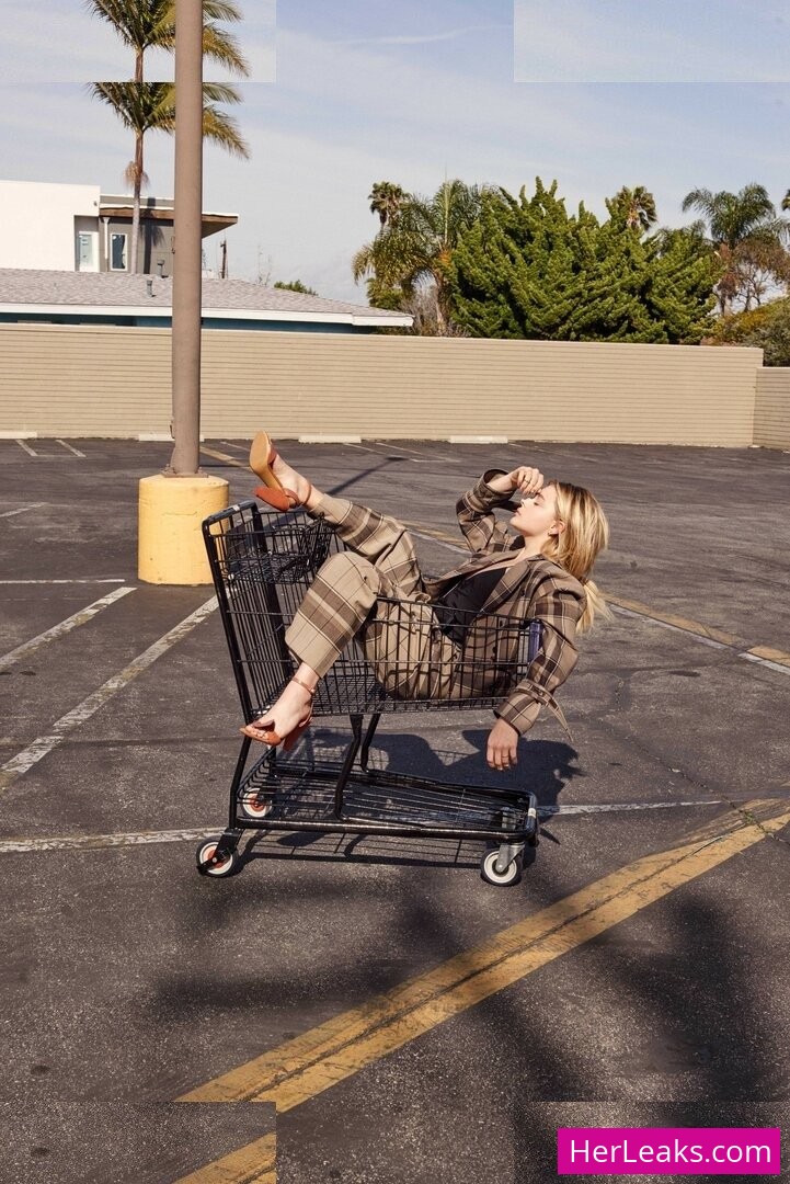 Chloë Grace Moretz - Image 140