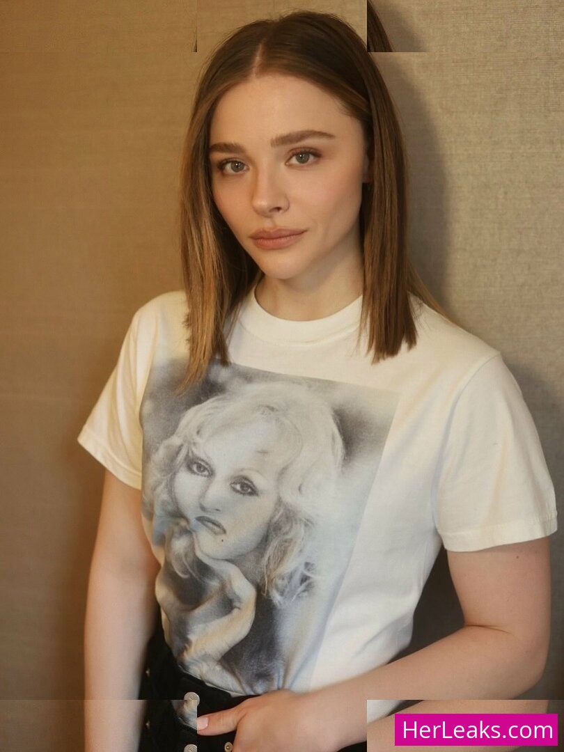 Chloë Grace Moretz - Image 137