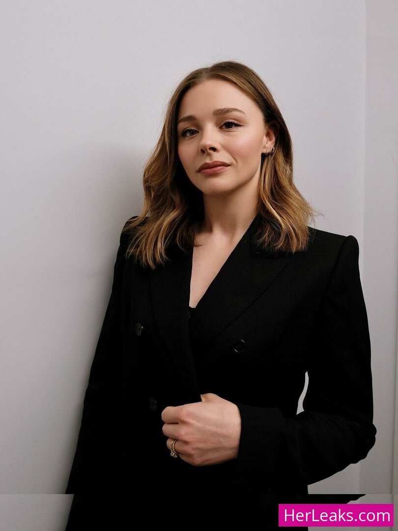 Chloë Grace Moretz - Image 127