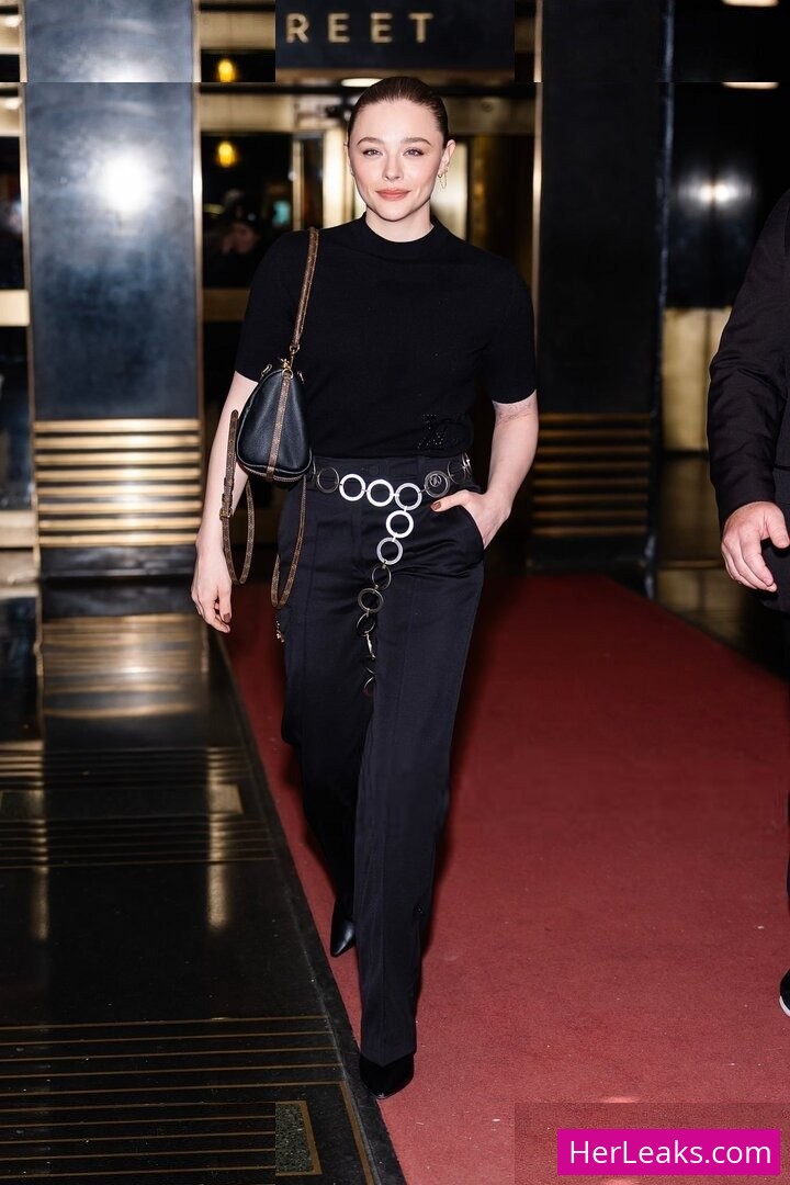 Chloë Grace Moretz - Image 126