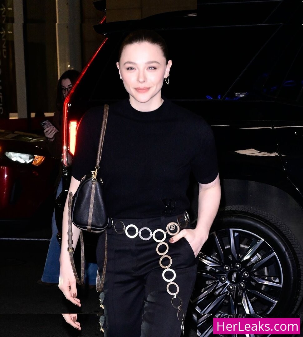 Chloë Grace Moretz - Image 117