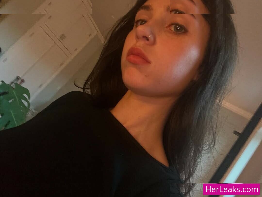 Clairo - Image 149
