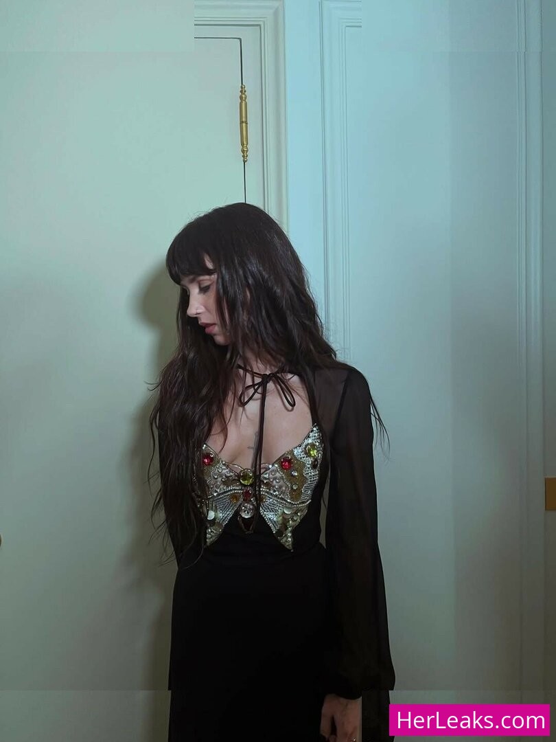 Clairo - Image 107
