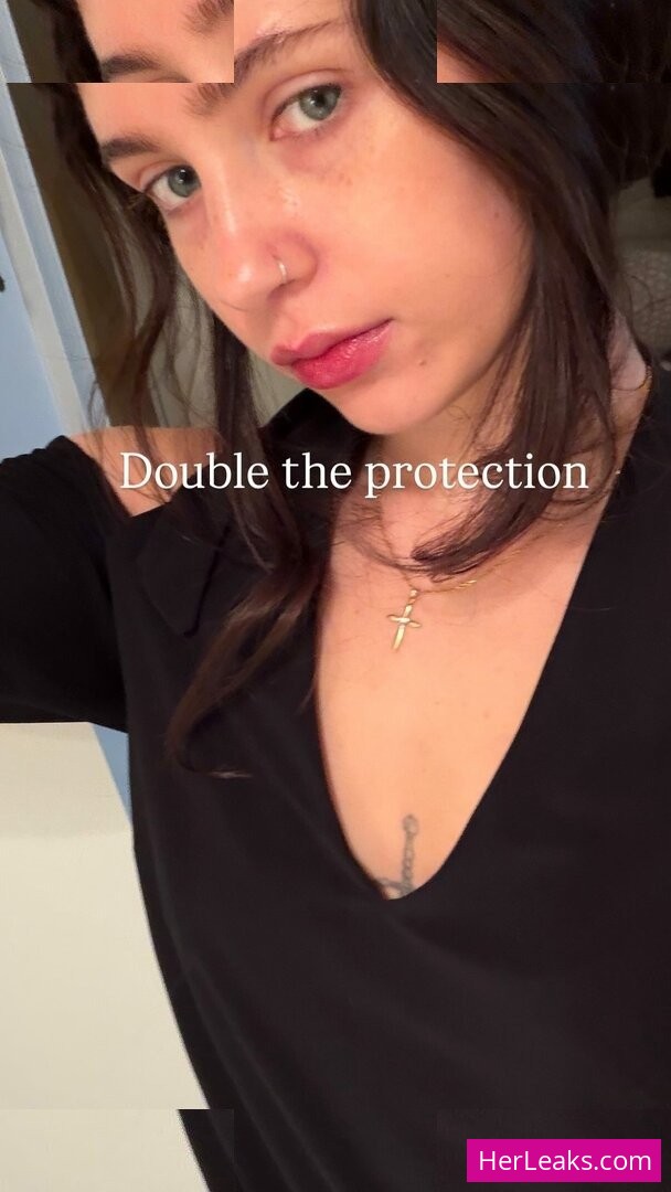Clairo - Image 19