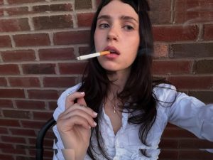 Clairo - Image 8