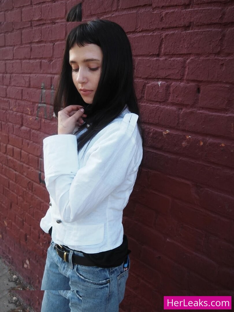 Clairo - Image 5