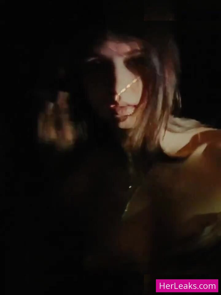 Clairo - Image 2