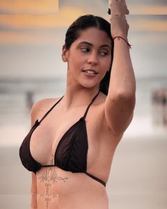 Dora Figueiredo - Image 32