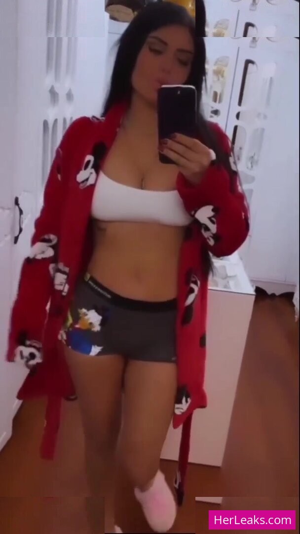 Ebru Polat - Image 11