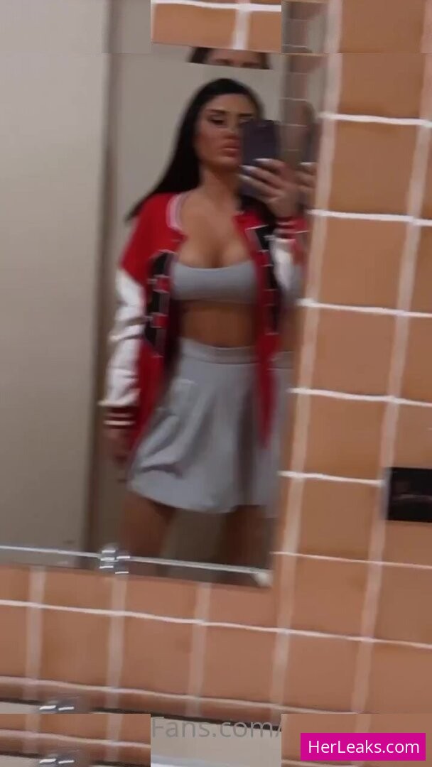 Ebru Polat - Image 4