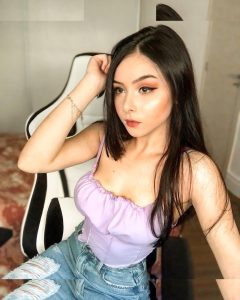 Eduarda Yuni - Image 147