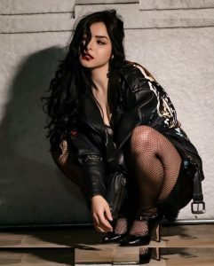 Eduarda Yuni - Image 81