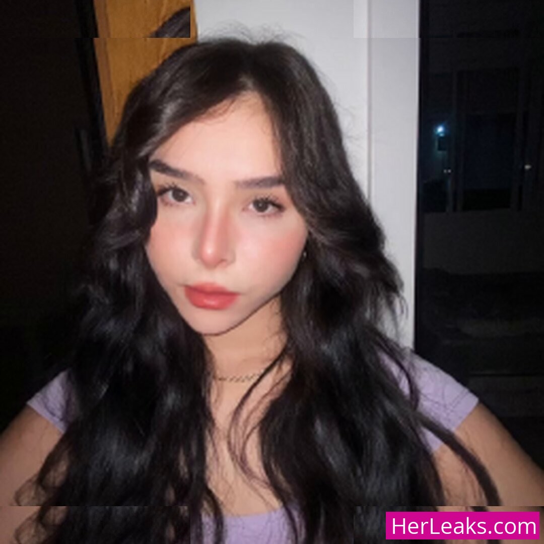 Eduarda Yuni - Image 72