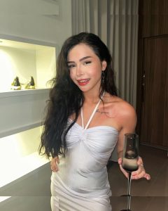 Eduarda Yuni - Image 40