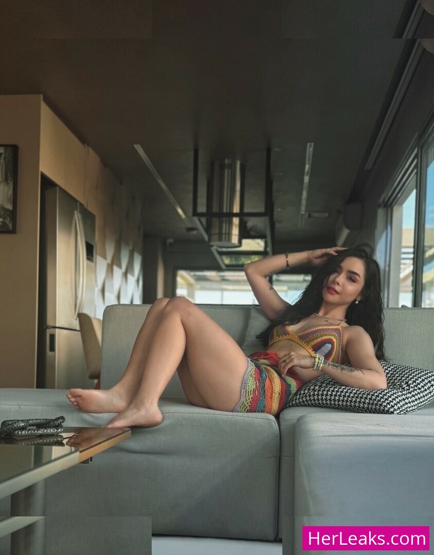 Eduarda Yuni - Image 9