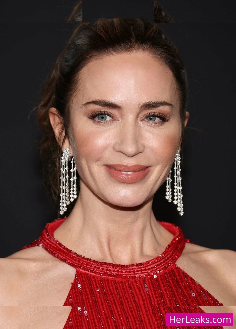 Emily Blunt - Image 187