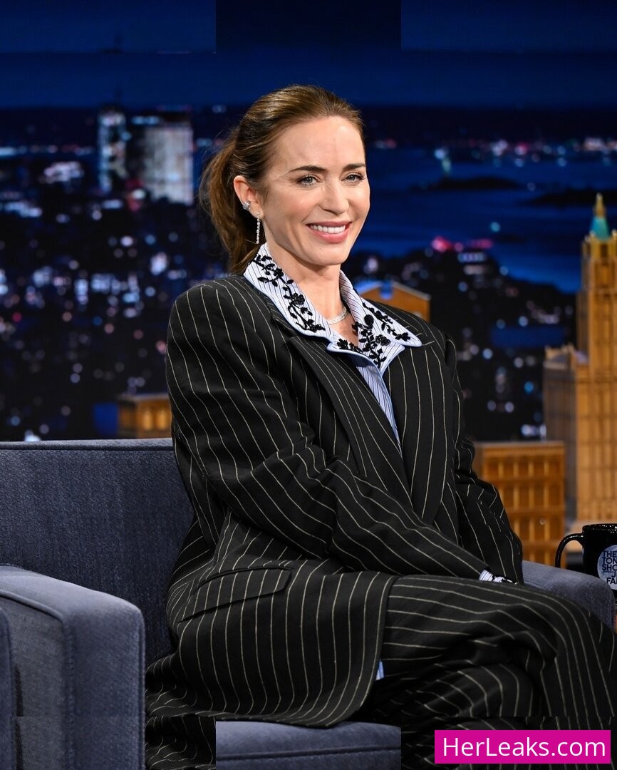 Emily Blunt - Image 79