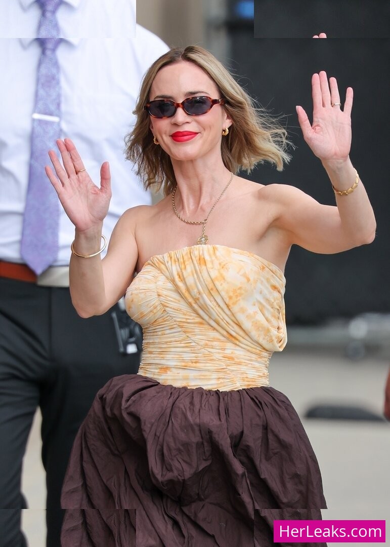 Emily Blunt - Image 42