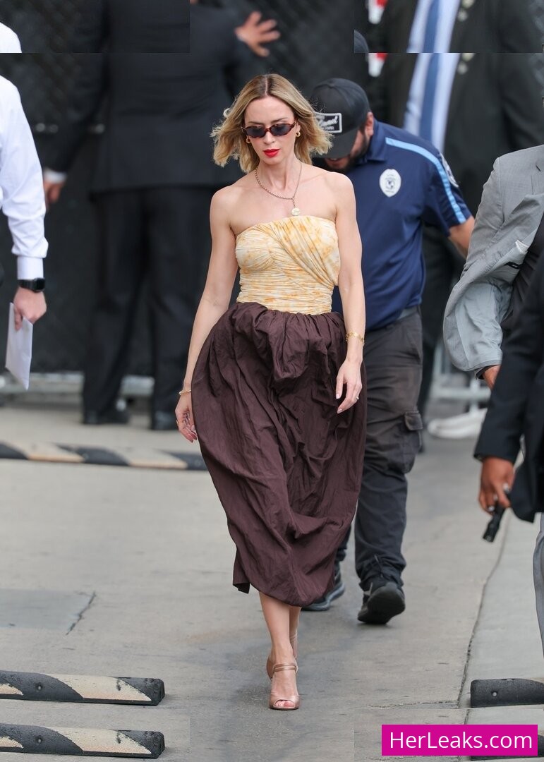 Emily Blunt - Image 38