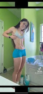 Emma Lanyi - Image 28