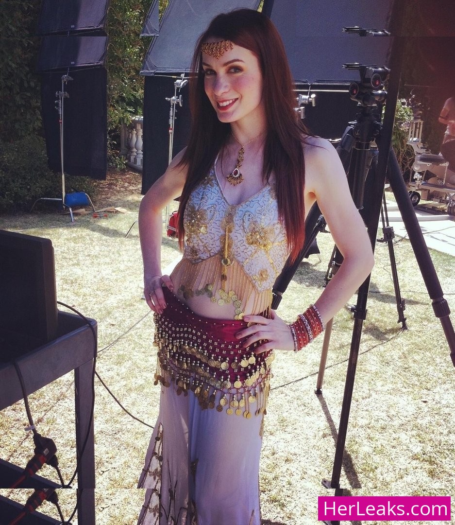Felicia Day - Image 192