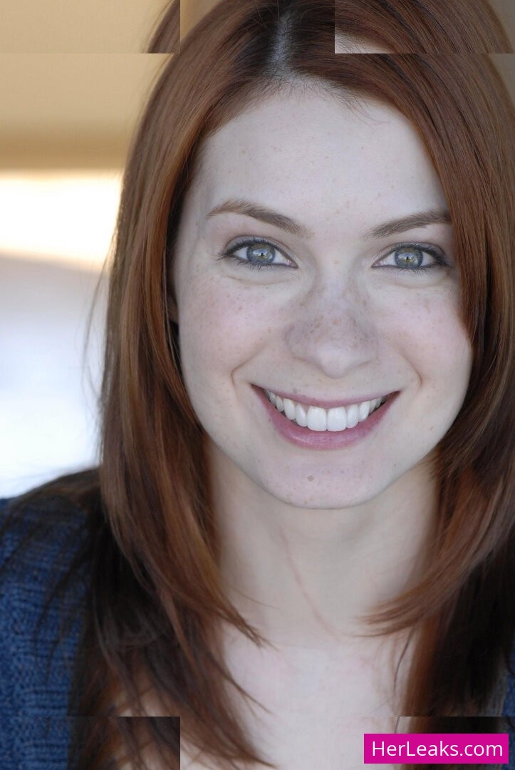Felicia Day - Image 150