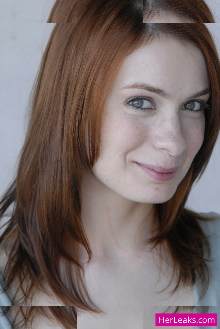 Felicia Day - Image 113