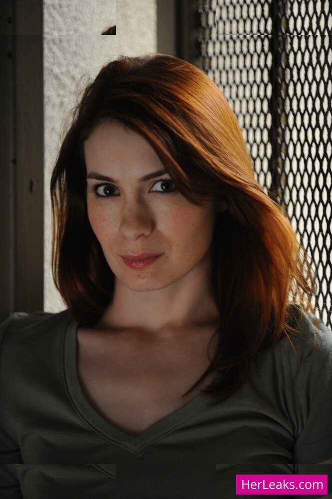 Felicia Day - Image 103