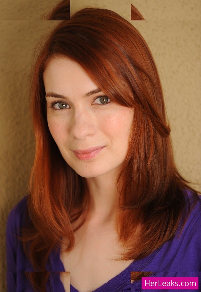 Felicia Day - Image 87