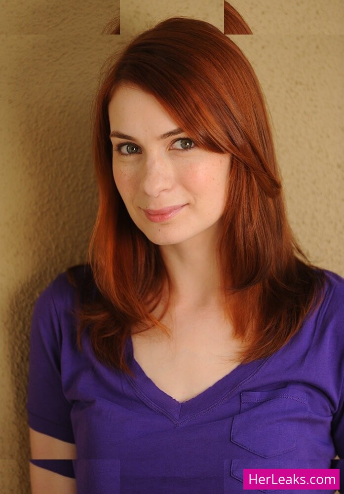 Felicia Day - Image 79