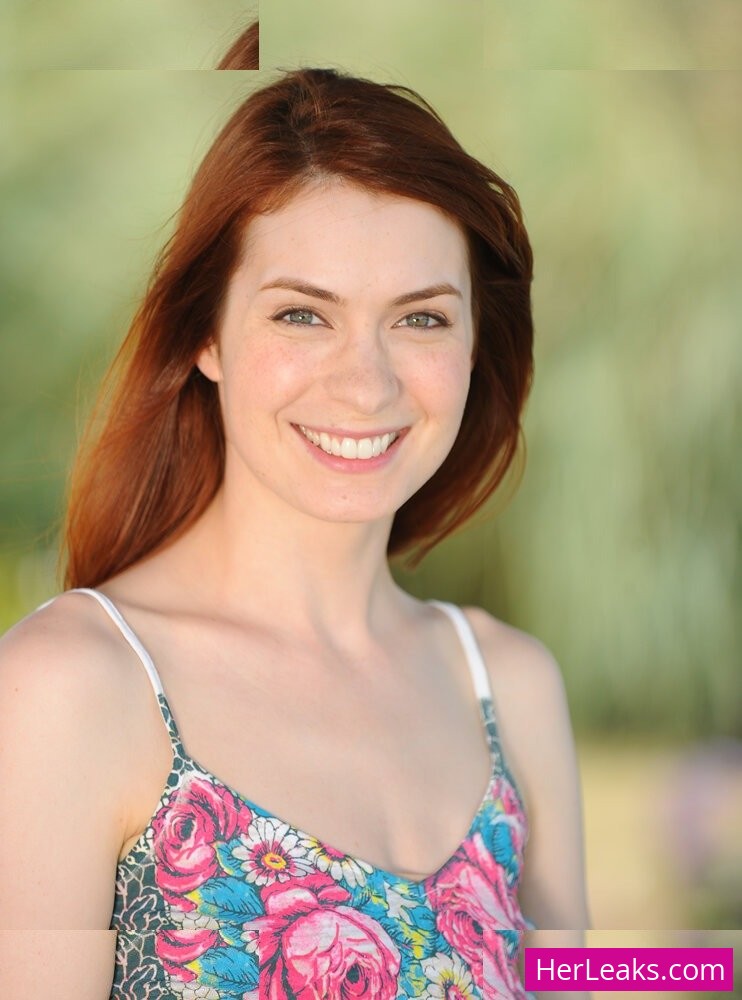 Felicia Day - Image 75