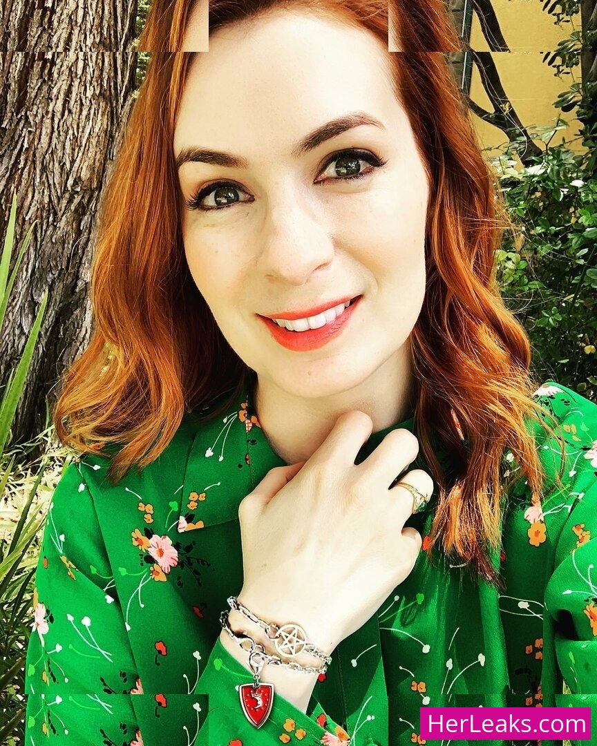 Felicia Day - Image 37