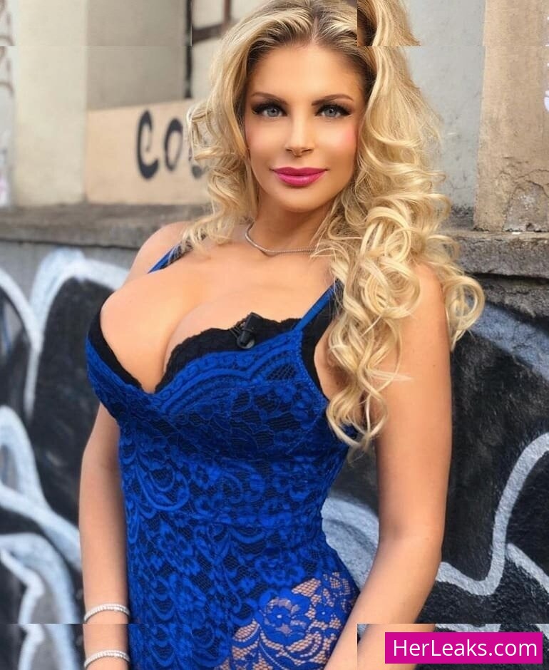 Francesca Cipriani - Image 100