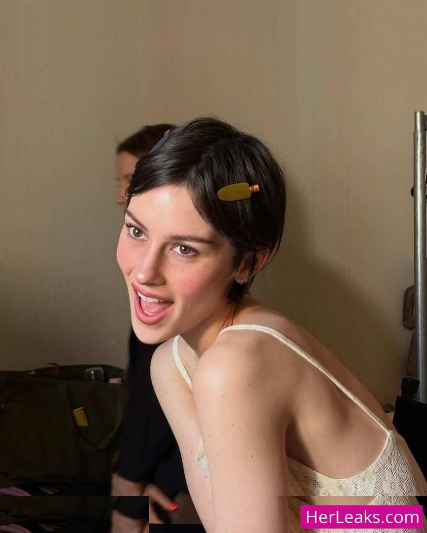 Gracie Abrams - Image 48