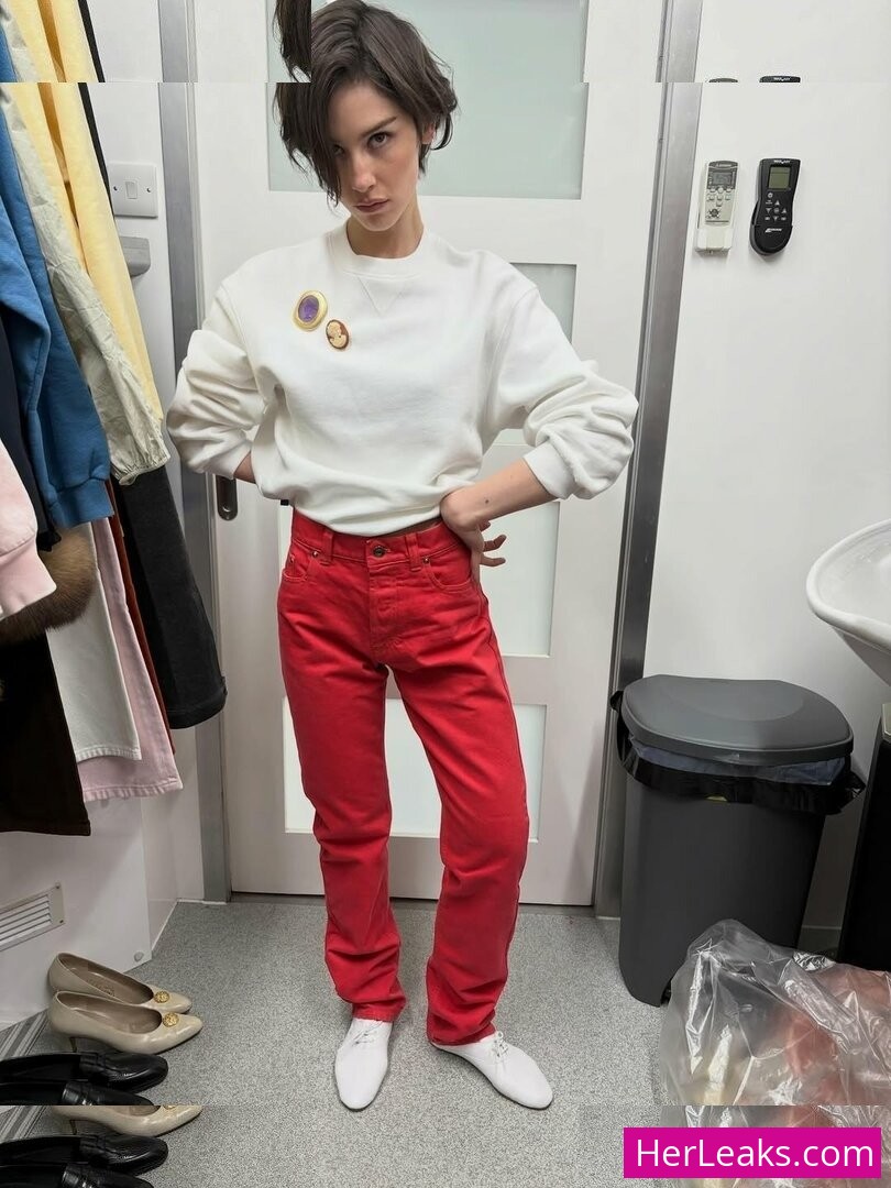 Gracie Abrams - Image 40