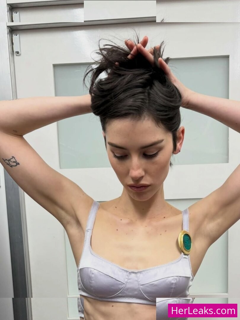 Gracie Abrams - Image 39