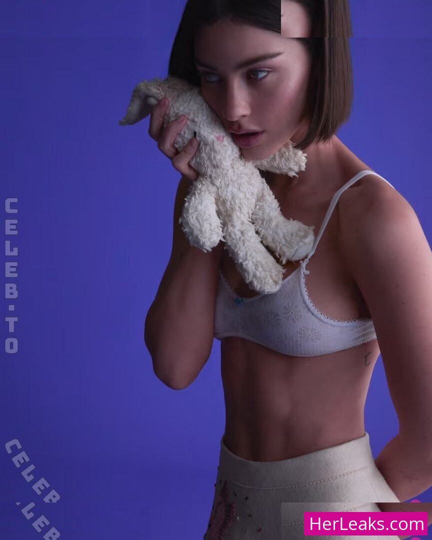 Gracie Abrams - Image 21