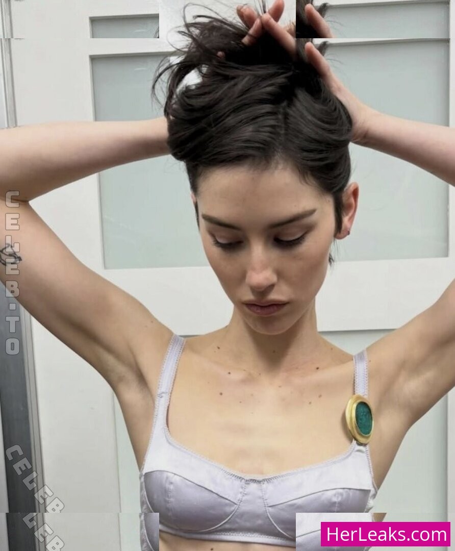 Gracie Abrams - Image 10