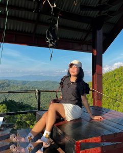 Gwyneth Ann - Image 21