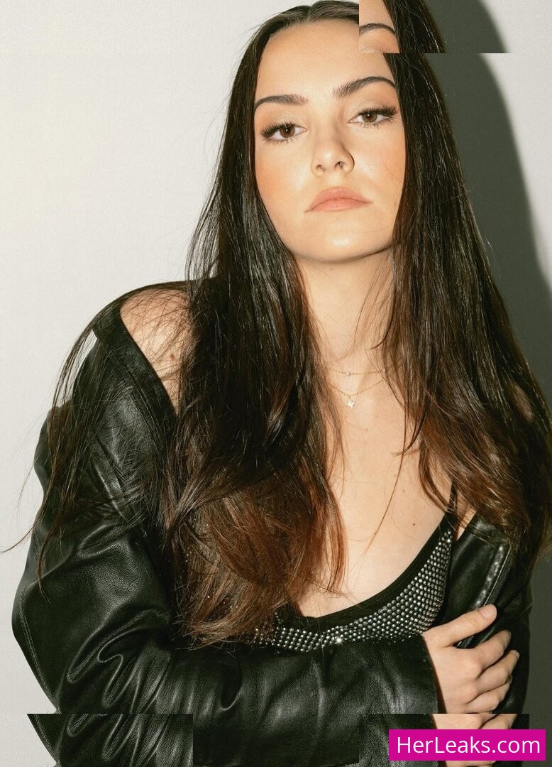 Hannah Cheramy - Image 107