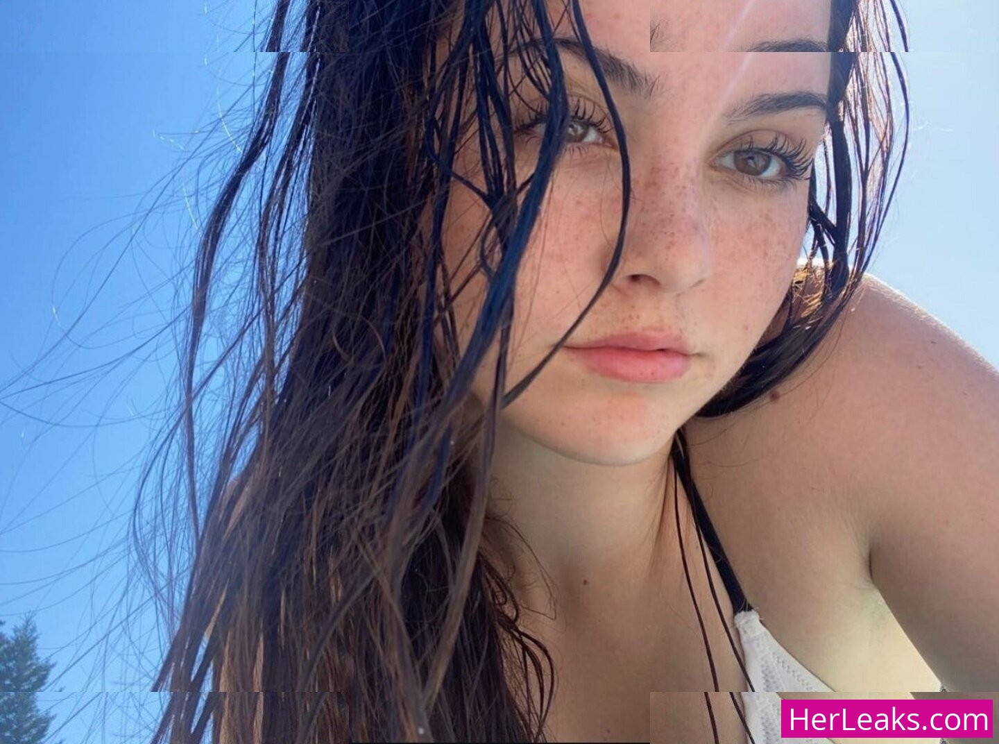 Hannah Cheramy - Image 102