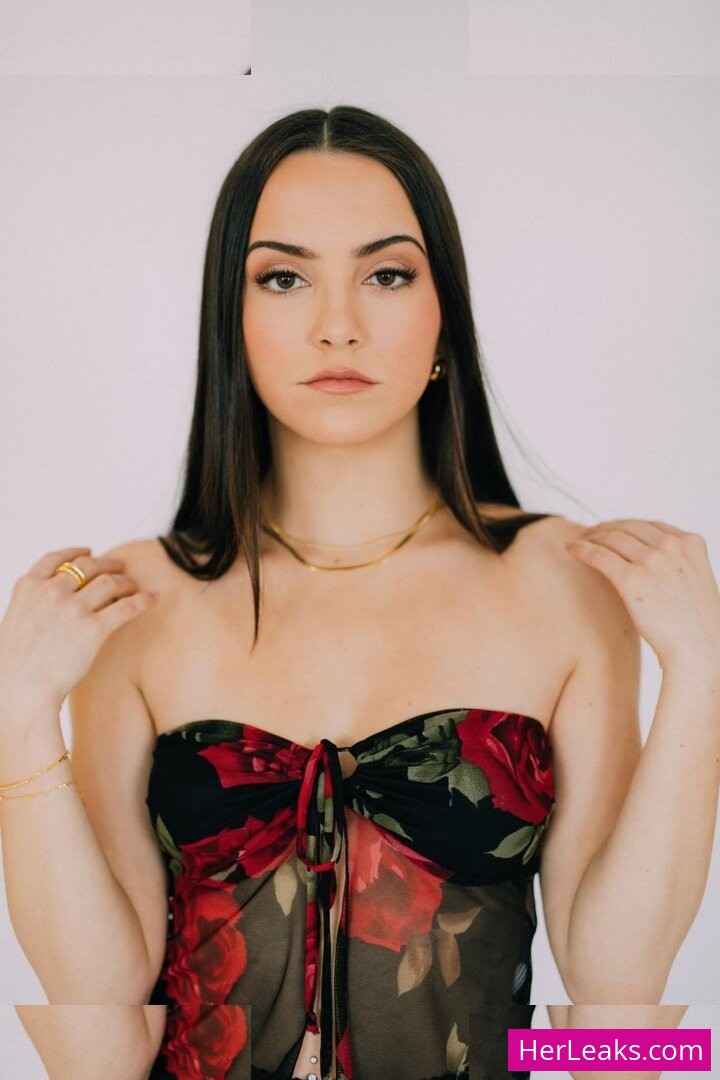 Hannah Cheramy - Image 82